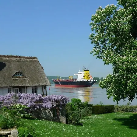 Πανσιόν La Bonne Auberge Normandie Vieux-Port