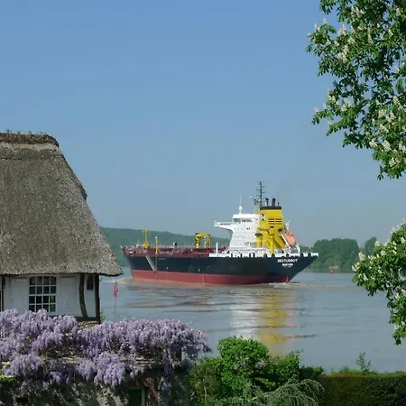 Πανσιόν La Bonne Auberge Normandie