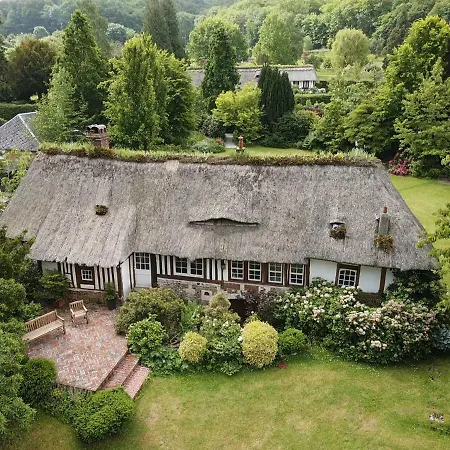 Πανσιόν La Bonne Auberge Normandie *